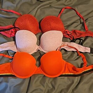 3 for 30.00. Lasenza 34/B braa